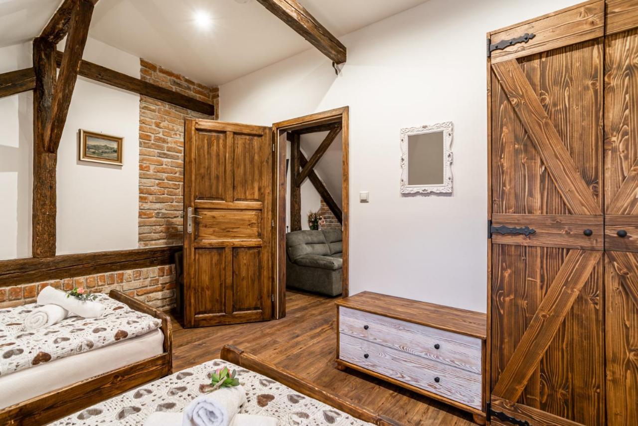 Apartmany In Veritas Mikulov Ngoại thất bức ảnh